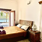 Villa 17 Luisa By The Sea